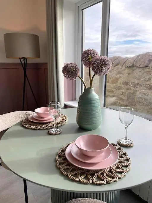 Lighthouse Cottage With Hottub Aberdeen Semesterbostad