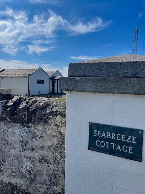 Lighthouse Cottage With Hottub Aberdeen