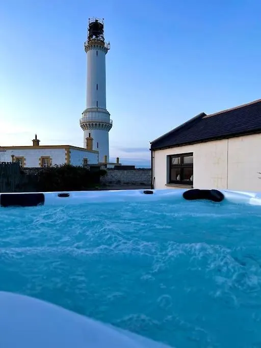Lighthouse Cottage With Hottub 阿伯丁